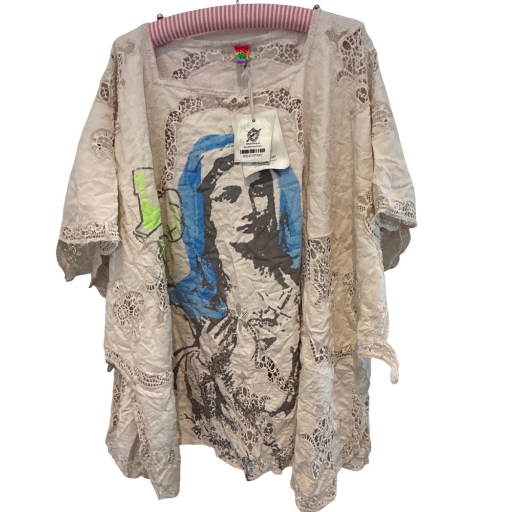 Magnolia Pearl Salve Maria Lace Poncho